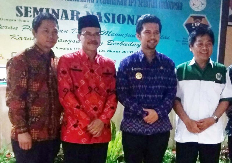 Kolaborasi Rektor, Dekan, dan Bupati di Rakernas AMPIPS se-Indonesia