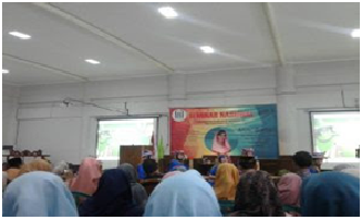 SEMINAR NASIONAL EKONOMI DENGAN TEMA  “EKONOMI KREATIF BERBASIS KEARIFAN LOKAL”