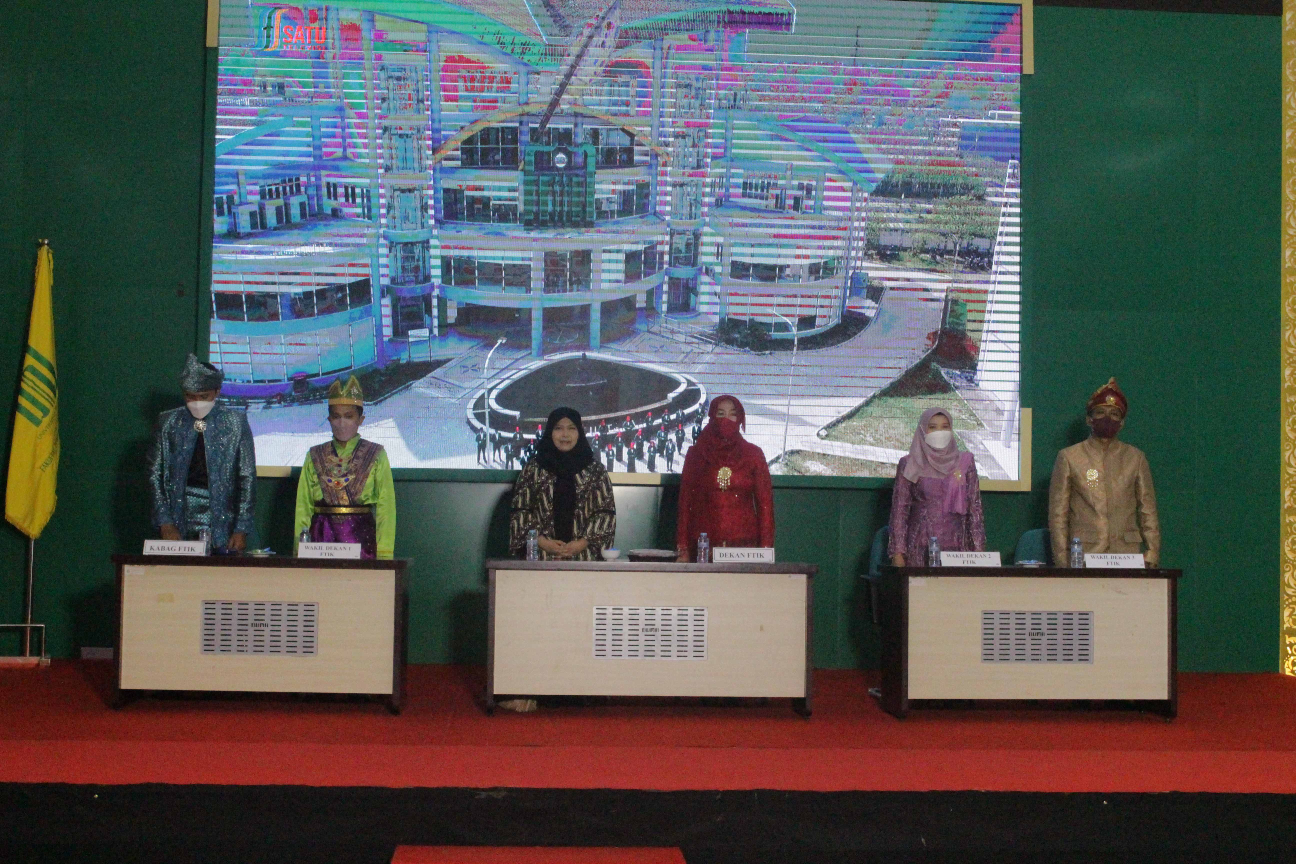 NUANSA NUSANTARA YUDISIUM KE 30 FTIK UIN SATU TULUNGAGUNG