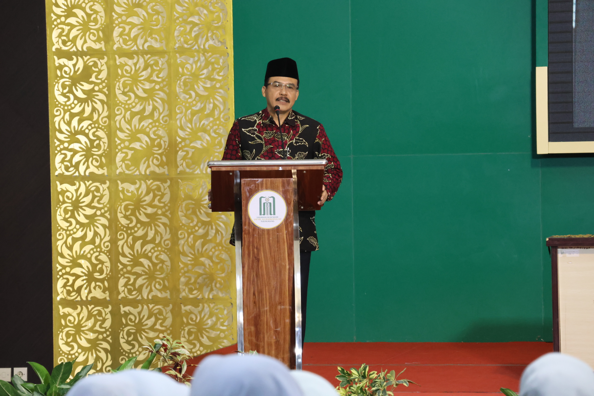 Yudisium ke-41 FTIK UIN SATU, Rektor Ingatkan Tantangan yang Dihadapi Seorang Sarjana